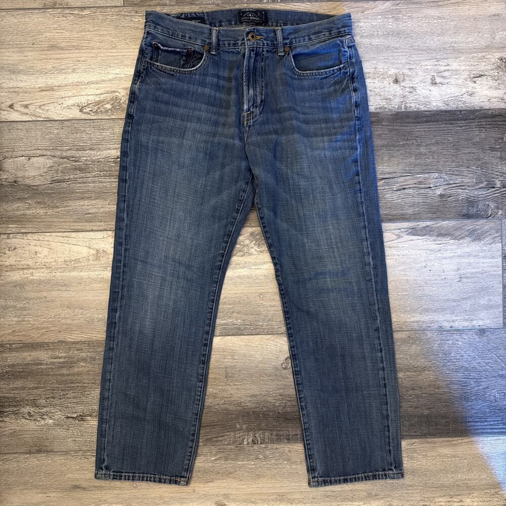 Lucky Brand 221 Original Straight Jean Mens 33x30 Medium Wash Soft Denim